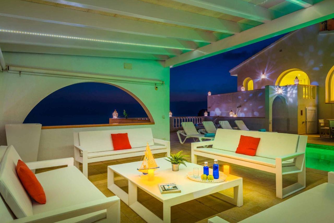 Alta Mar Vila Cala En Porter  Exterior foto